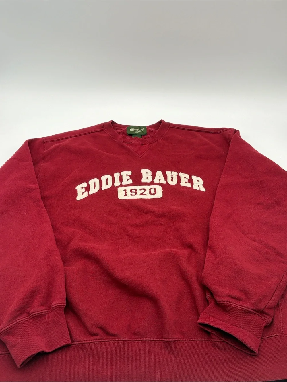 Eddie Bauer 1920 Red Crewneck Sweatshirt Men’s Large Vintage Style